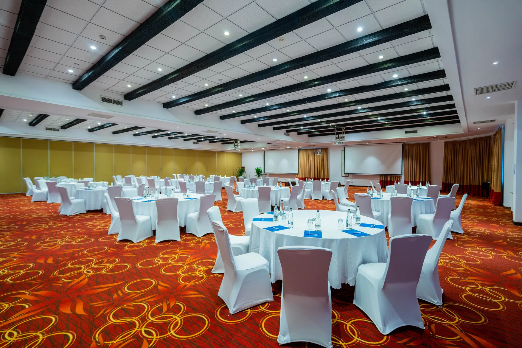 Conferencing at PrideInn Paradise