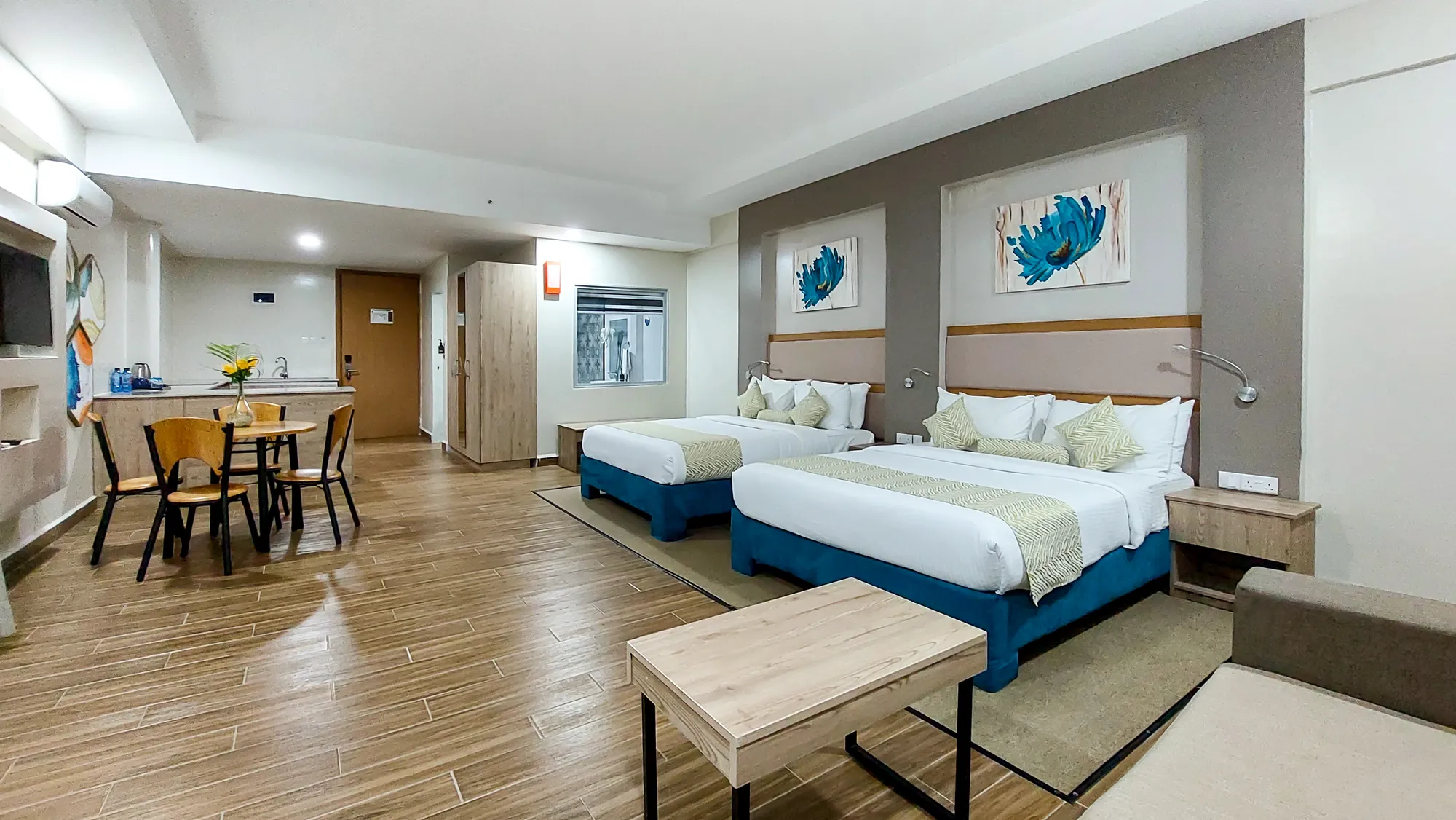 Accommodation at PrideInn Plaza